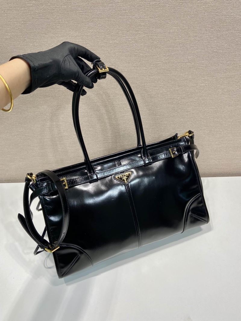 Pra*a top handle bags